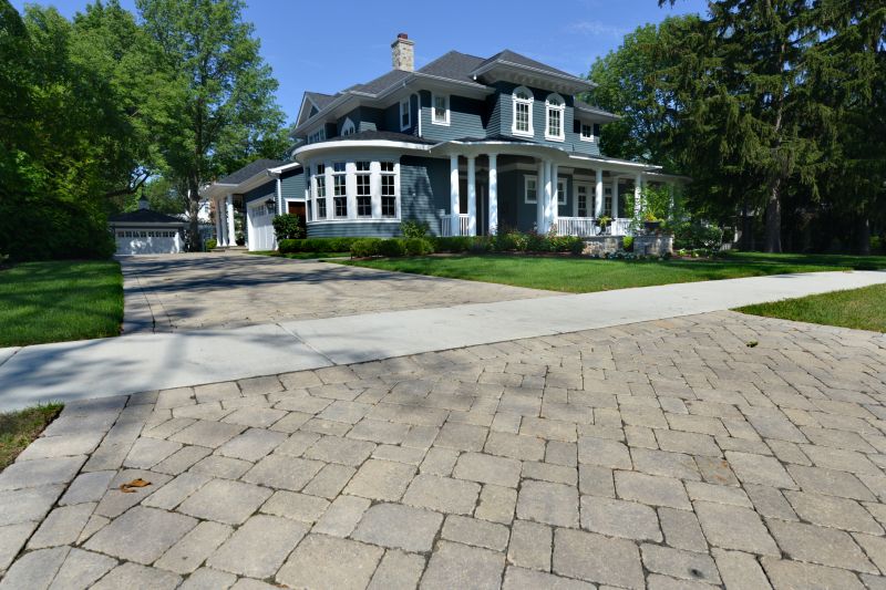 Driveway with Pavers